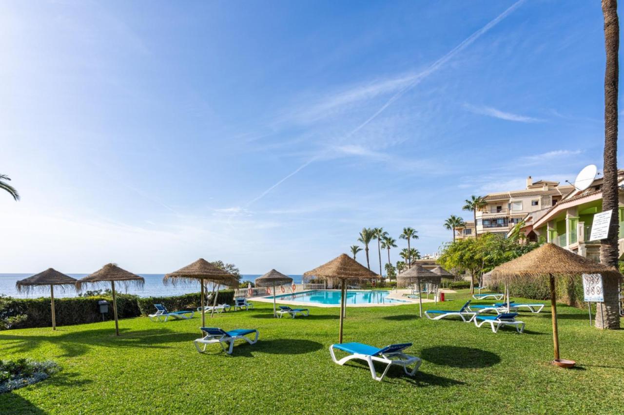 Sitio de Calahonda Holidays2Mijas Costa Lubina Del Sol Frontline Beach, Pool, Terrace, Seaview & Parking מראה חיצוני תמונה
